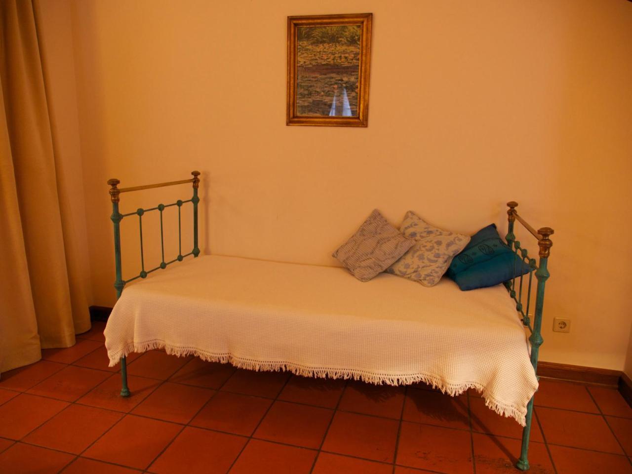 Casa Dos Arrabidos Guest House Torres Novas Luaran gambar